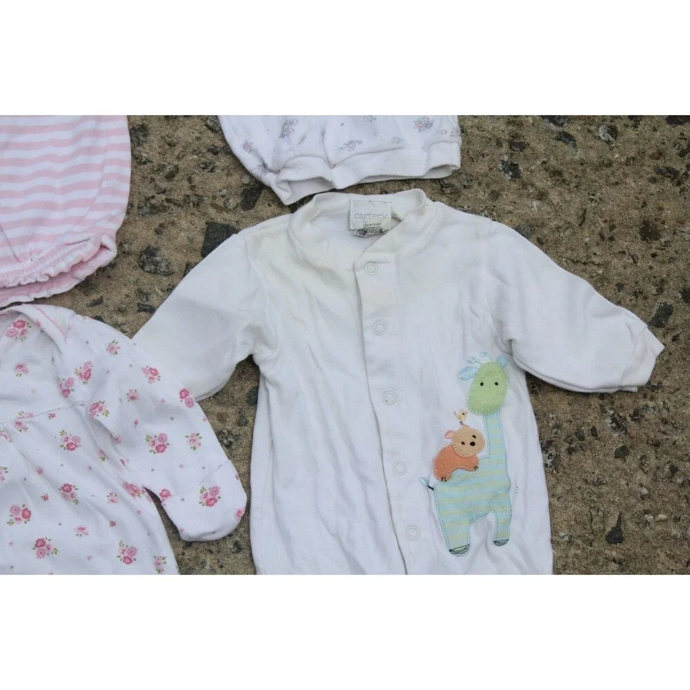 Lot of 27 pcs Baby Girl Clothes 3M, 0-3M Outfits Sleepers CUTE FALL Wardrobe